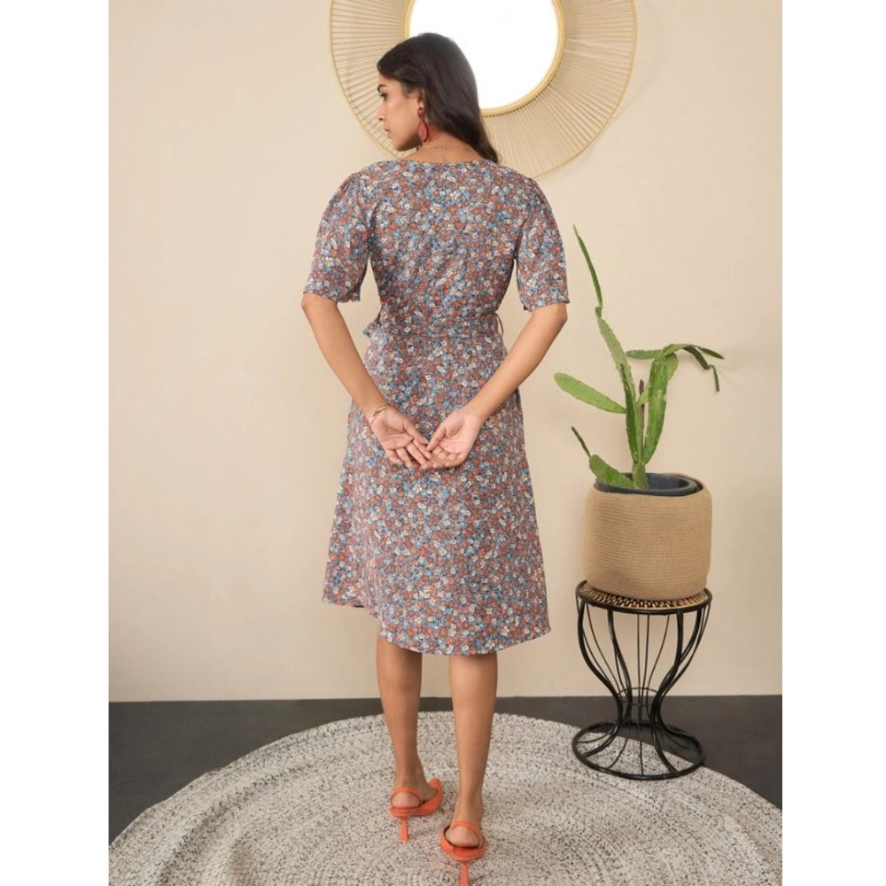 Women's Polyester Moss Floral V-Neck Bell Sleeve Dress (Grey)